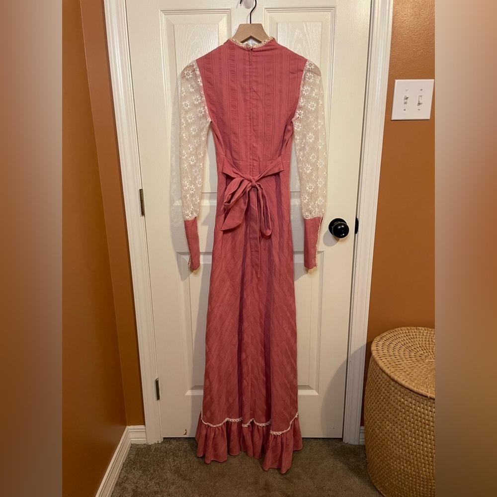 Prairie Cottagecore Vintage 1960s Pink Long Sleeve Maxi Dress Size 7 *Rare* - Picture 12 of 16